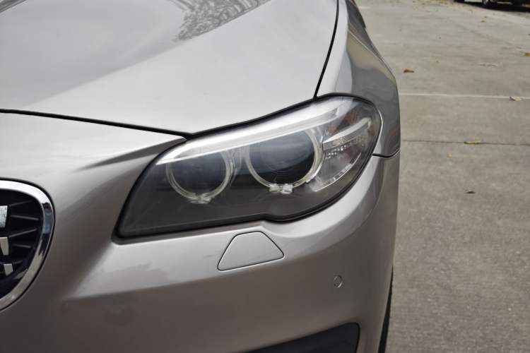 Used BMW 5 Series 2014 520Li Elegant Model Exterior 9