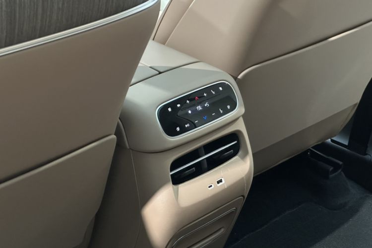 Used Leapmotor C11 2026 Range-Extended 300 LiDAR Prestige Edition
