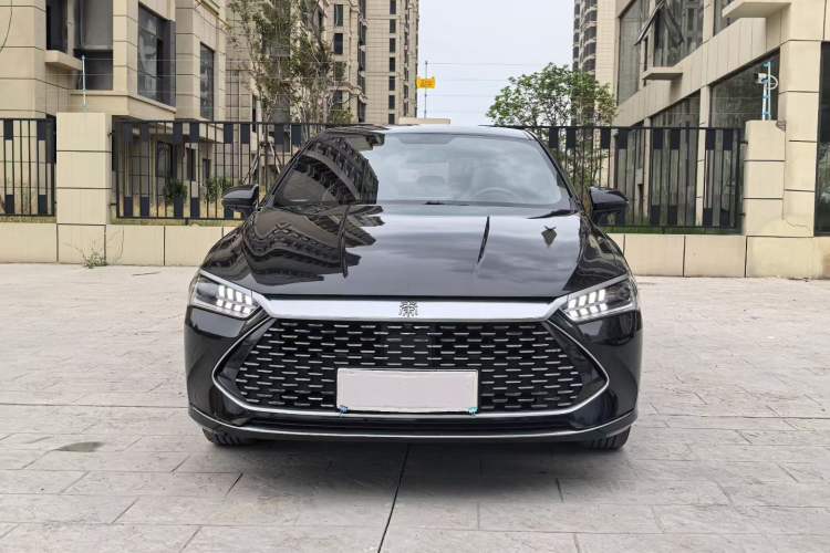 Used BYD Qin PLUS 2023 Champion Edition DM-i 120KM Beyond Model Exterior 4