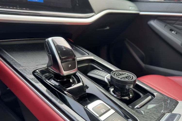 Used Dongfeng Aeolus Yixuan MAX 2021 1.5T Ultra-Stylish Trendsetter Edition