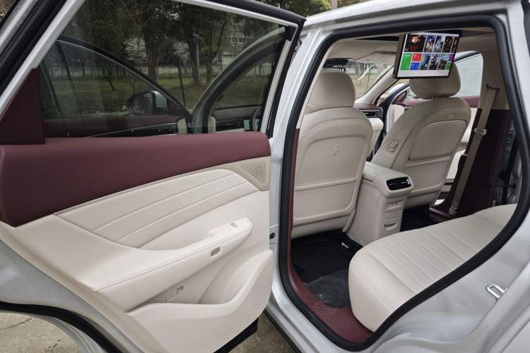 Used Dongfeng Aeolus L8 2025 Model 112KM Dream Edition
