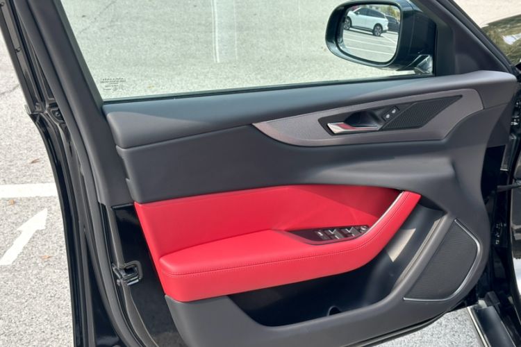 Used Jaguar XEL 2023 2.0T 250 PS R-DYNAMIC S Advanced Sport Edition
