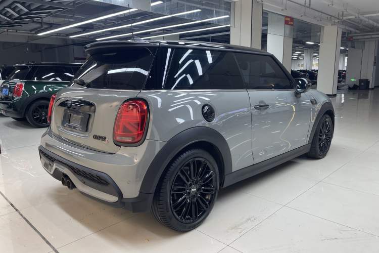 Used MINI 2022 2.0T COOPER S Classic Edition
