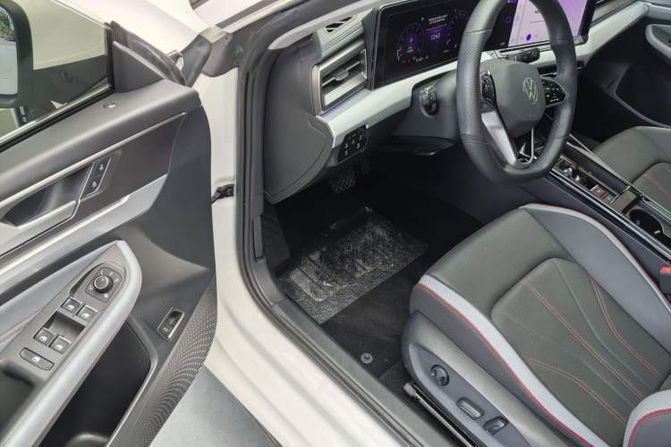 Used Volkswagen Lamando 2022 Lavida L 280TSI DSG Cool & Spicy Edition Exterior 8