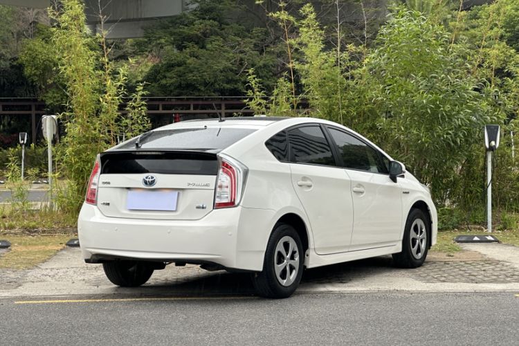 Used Toyota Prius 2012 1.8L Luxury Advanced Edition
