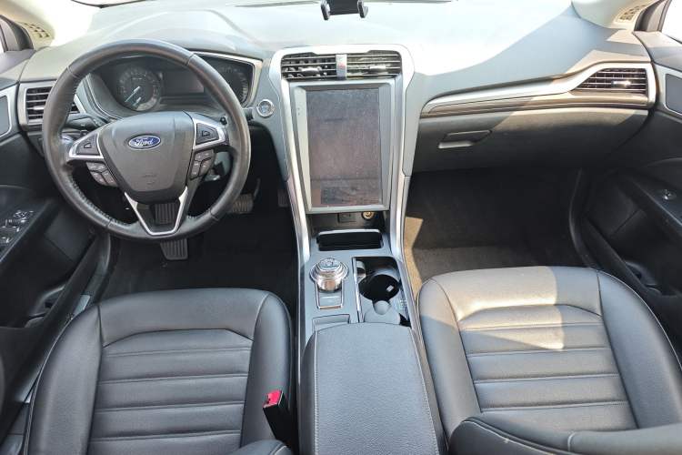 Used Ford Mondeo 2018 EcoBoost 200 Smart Control Fashion Model China V Standard