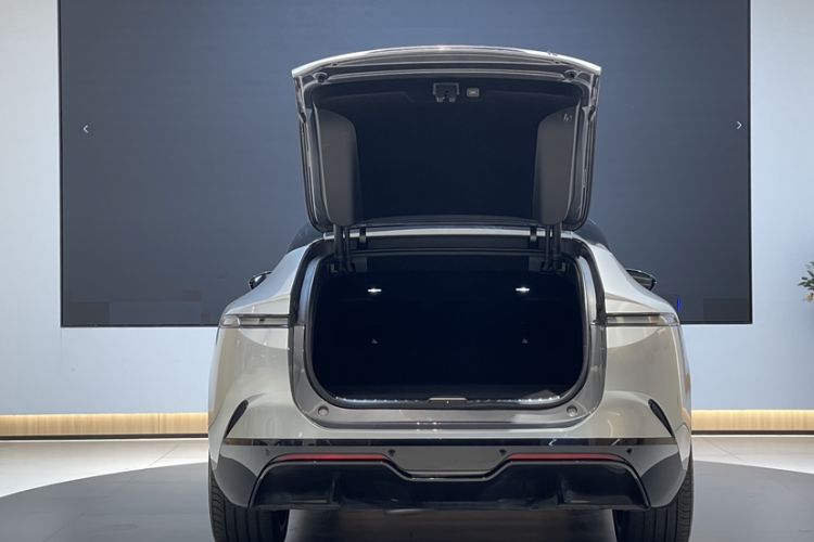 Used Avatr 12 2025 Ultra Extended-Range Edition
