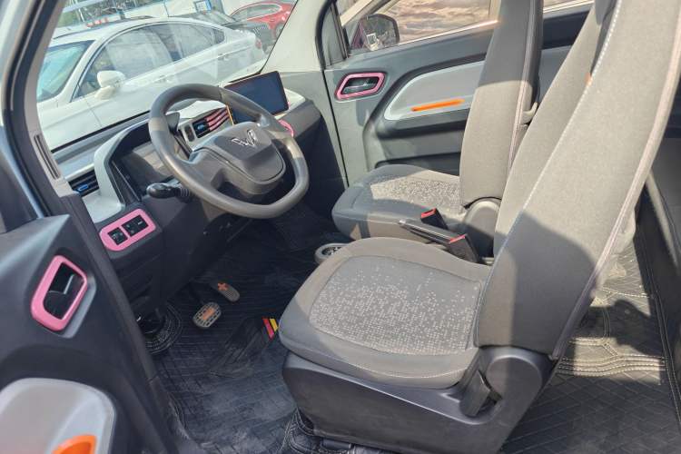 Used Wuling Hongguang MINIEV 2021 Macaron Fashion Edition Lithium-Ion Battery