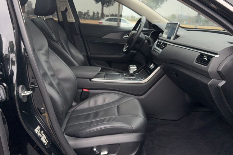 Used Hongqi H5 2022 Classic Model Facelift 1.8T Automatic Smart Connect Flagship Edition