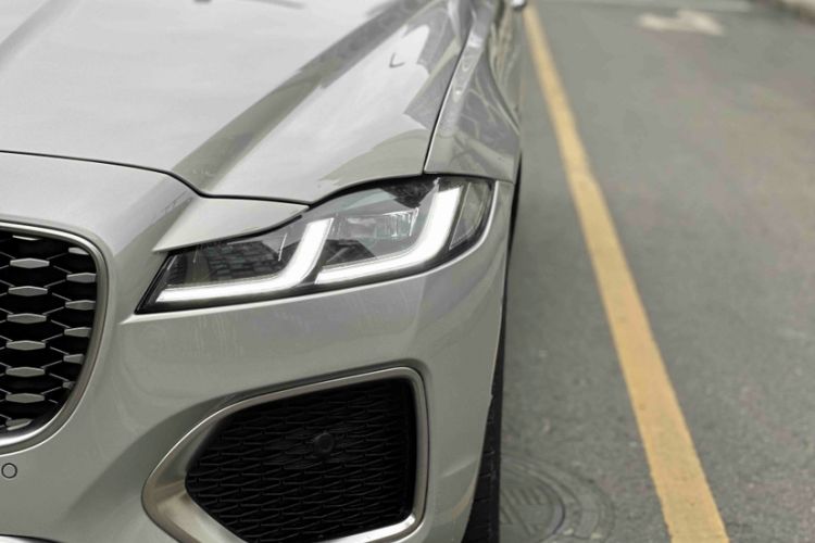 Used Jaguar XFL 2024 2.0T P250 Two-Wheel Drive Prestige Luxury Edition