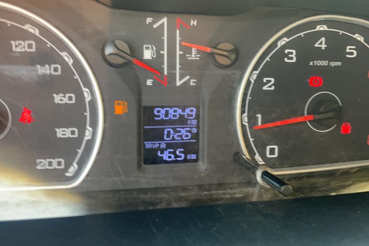 Used Leopaard Q6 2015 2.4L Manual 4x4 Excellence Edition