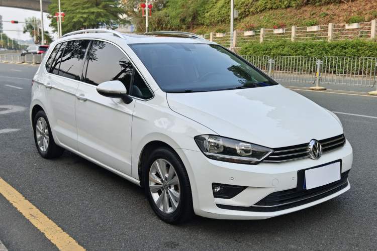 Used Volkswagen Golf Sportsvan 2016 230TSI Automatic Trend Edition
