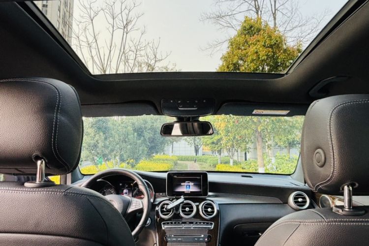 Used Mercedes-Benz GLC 2019 GLC 260 L 4MATIC Dynamic Model