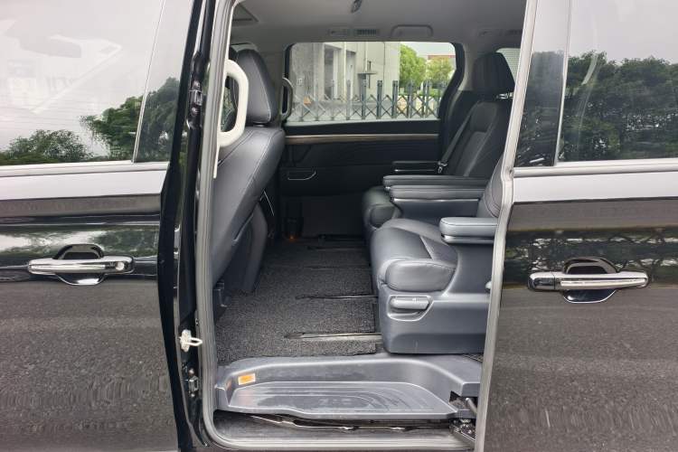 Used GAC Trumpchi M8 2023 Lingxiu Series 390T Luxury Edition Interior 3