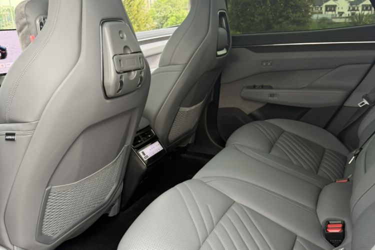 Used Zeekr 001 2024 YOU Edition 100 kWh All-Wheel Drive Exterior 4