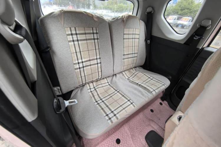 Used Wuling Hongguang MINIEV 2021 Macaron Premium Model – Lithium Iron Phosphate