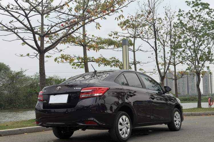 Used Toyota Vios 2017 1.5L CVT Innovation Edition Exterior 6