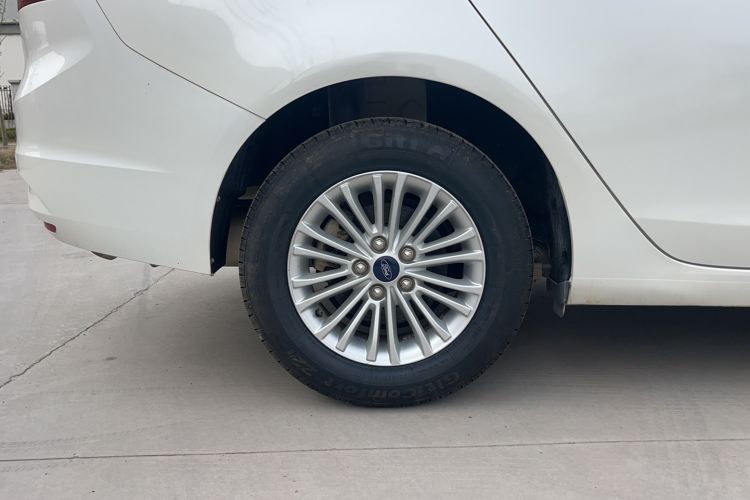 Used Ford Escort 2015 1.5L Manual Comfort Model