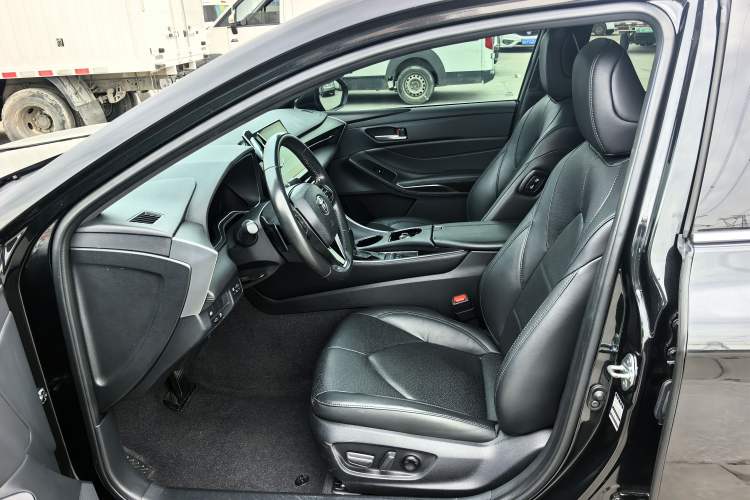 Used Toyota Avalon 2023 2.5L Luxury Edition Interior 3