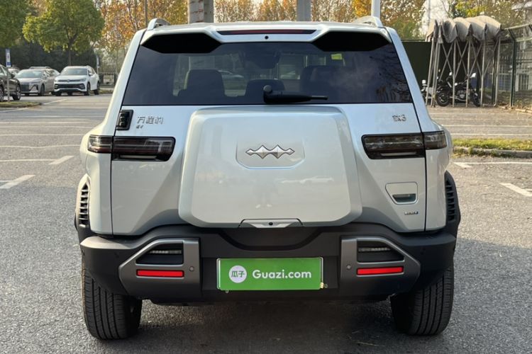 Used Formula Leopard Titanium 3 2025 501 km Range Rear-Wheel Drive Intelligent Driving Max Edition