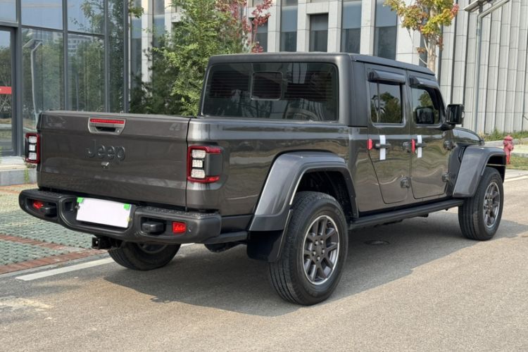 Used Jeep Gladiator 2022 3.6L Pioneer Edition