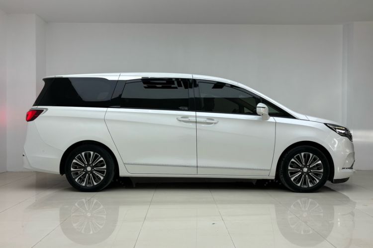 Used Buick GL8 2020 ES Land Cruiser 653T Flagship Model
