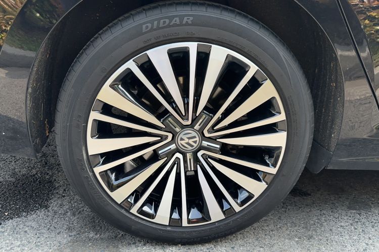 Used Volkswagen Passat 2019 380TSI Luxury Edition China VI Standard Exterior 3