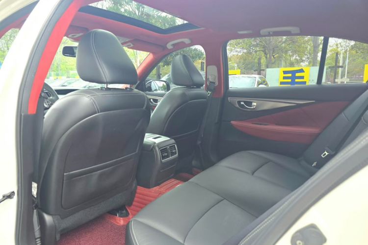 Used Infiniti Q50L 2018 2.0T Enjoyment Version China V Standard Interior 2