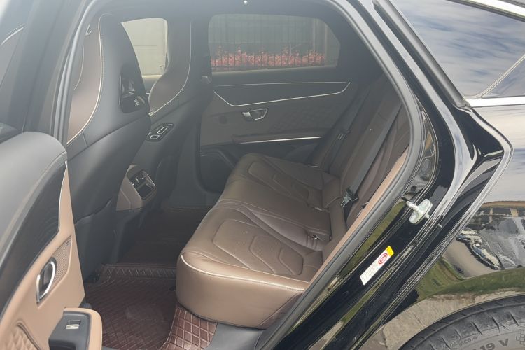 Used BYD Han 2022 DM-i 121KM Luxury Model Left Rear Seat