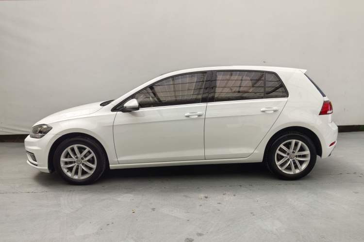 Used Volkswagen Golf 2018 230TSI Automatic Comfort Model Exterior 12