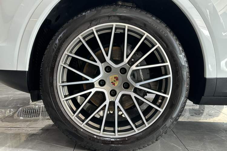 Used Porsche Cayenne 2023 Cayenne 3.0T Platinum Edition