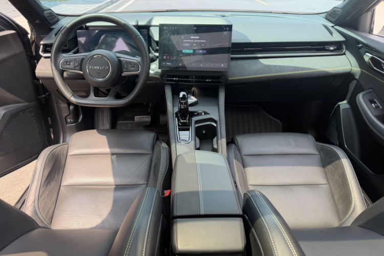 Used Lynk & Co 03 2023 1.5TD DCT JingPro
