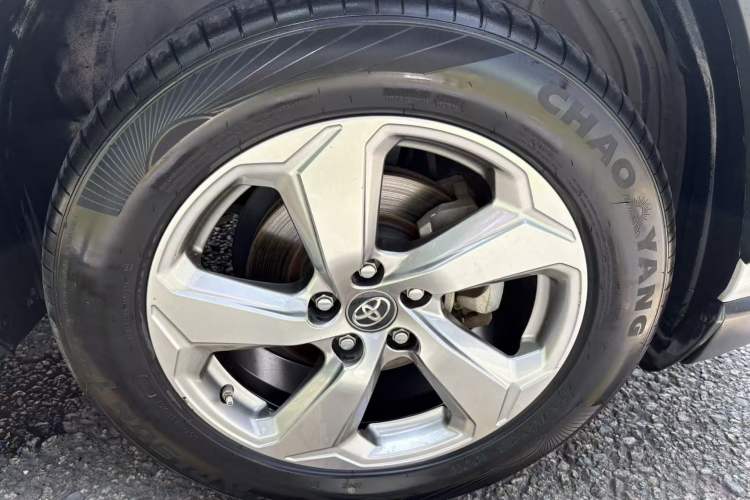 Used Toyota RAV4 2020 Dual-Engine 2.5L E-CVT Two-Wheel Drive Elite Edition