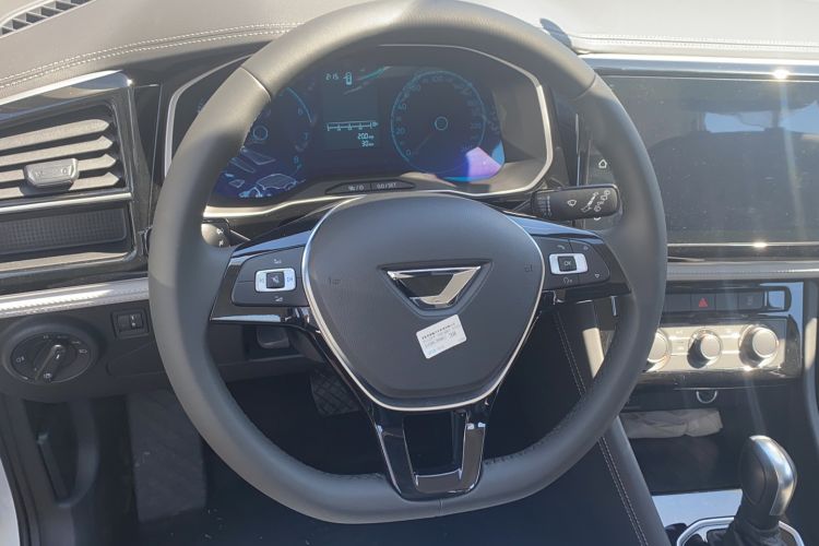 Used Jetta VS5 2026 Model, 280TSI Automatic Pioneer Edition Steering Wheel