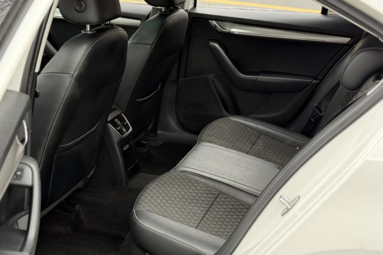 Used Skoda Octavia 2018 TSI230 DSG Luxury Edition
