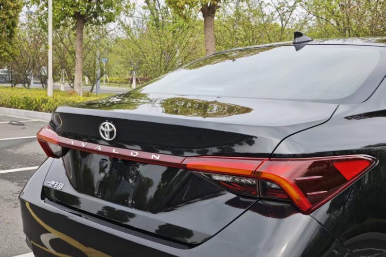 Used Toyota Avalon 2023 2.0L Premium Edition Exterior 7