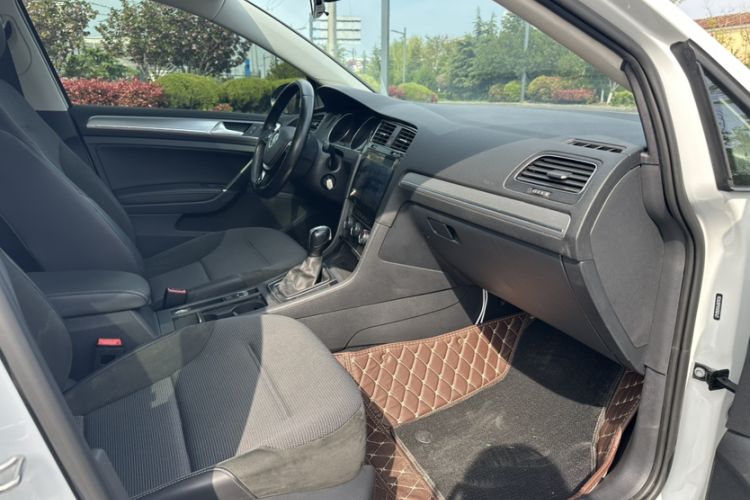 Used Volkswagen Golf 2018 230TSI Automatic Comfort Model