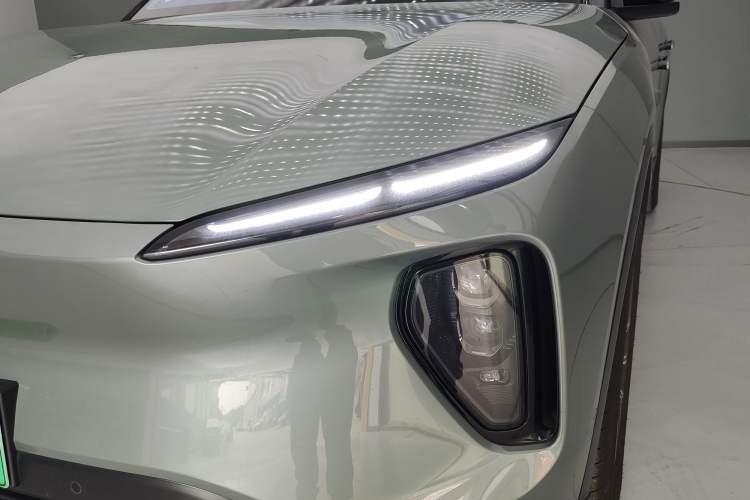 Used Nio ES6 2023 75 kWh Left Front Headlight