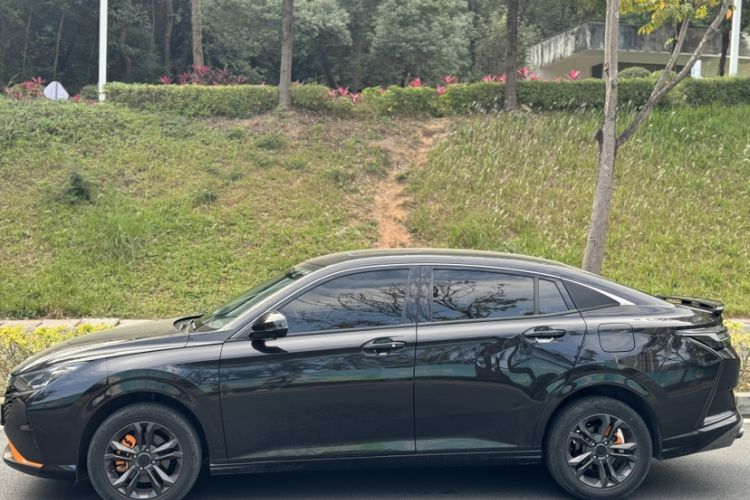 Used Dongfeng Aeolus Yixuan 2023 Mach Edition 1.5L Automatic Chasing Shadow Version Exterior 4