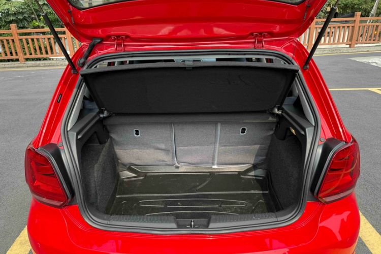 Used Volkswagen Polo 2018 1.5L Automatic Enjoyment Model Trunk