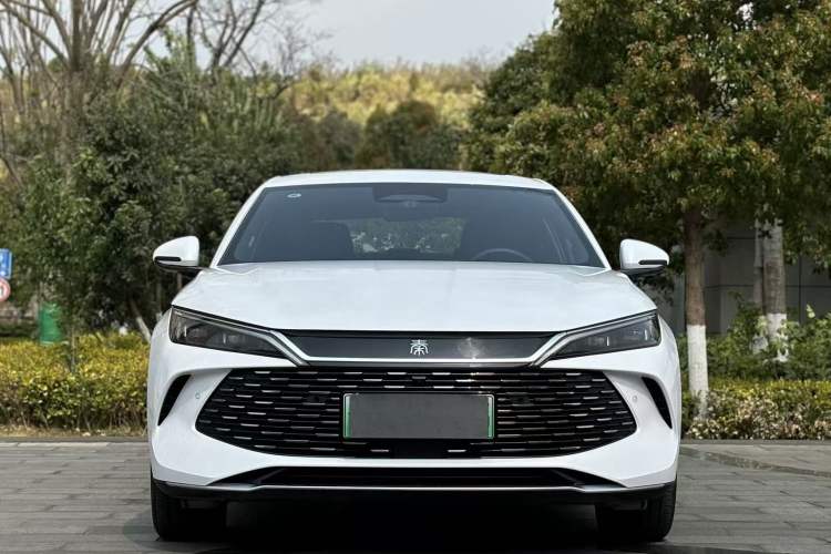 Used BYD Qin L 2025 DM-i Smart Drive 120KM Superior Model