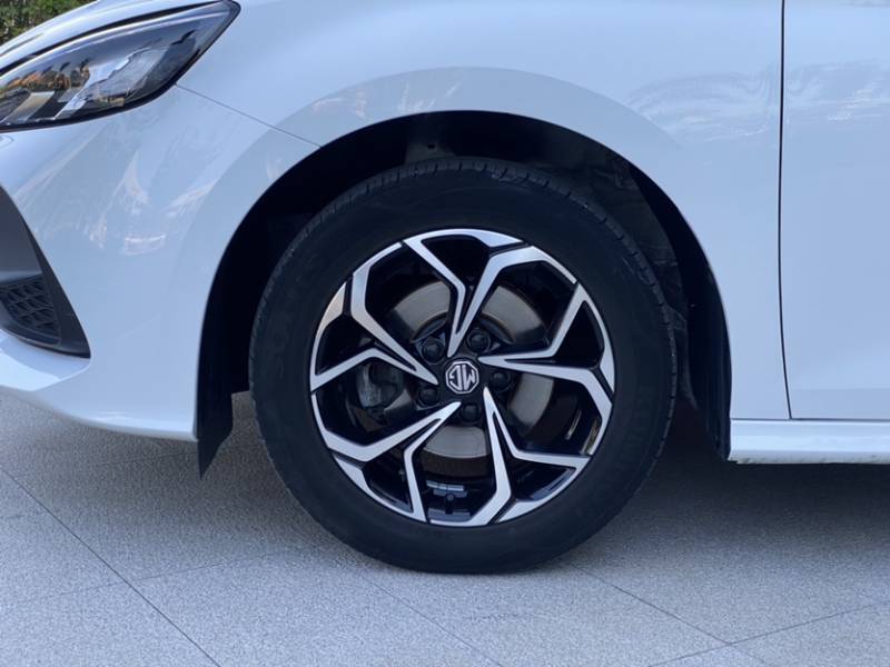 Used MG 5 2023 180 DVVT Manual Fashion Edition — 30