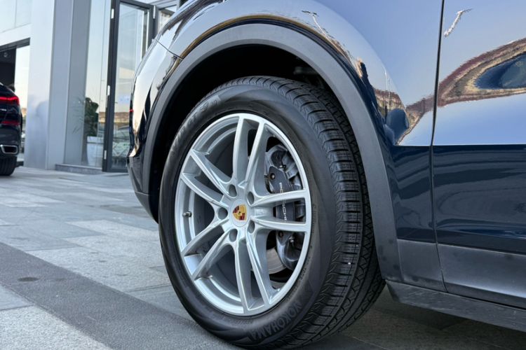 Used Porsche Cayenne 2022 Cayenne 3.0T Platinum Edition