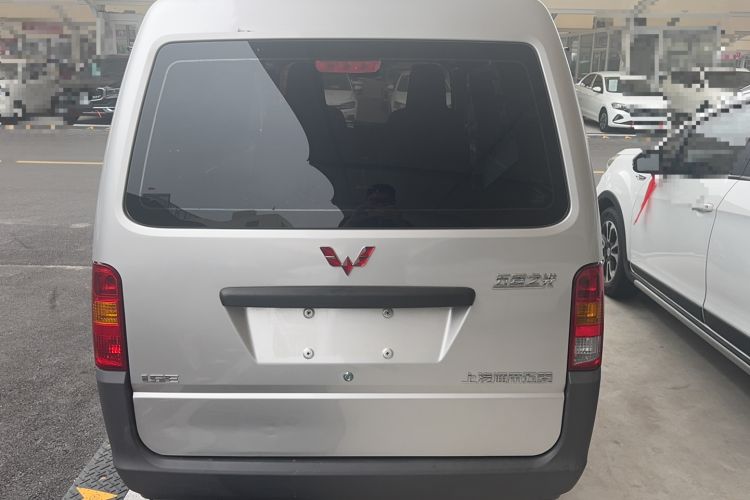 Used Wuling Zhiguang 2023 1.5L Practical Version 5/7 Seats
