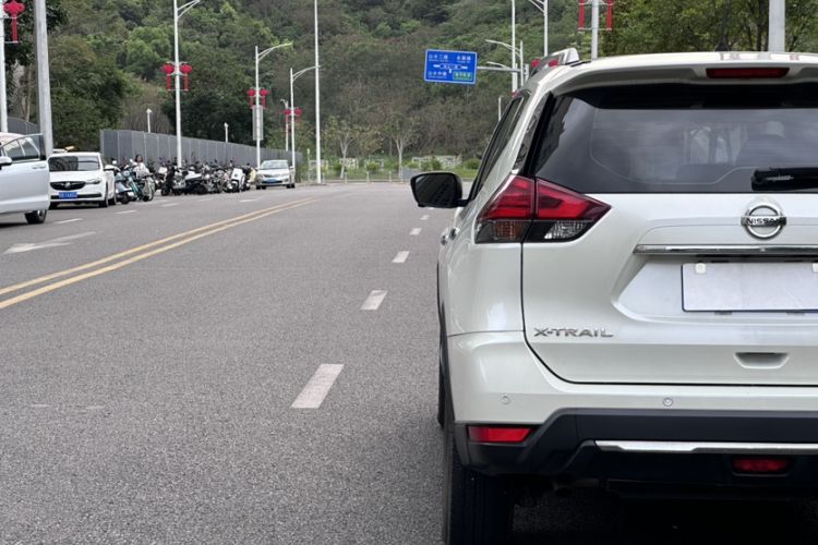 Used Nissan X-Trail 2020 2.0L XL ITS CVT 2WD SmartConnect Comfort Edition Exterior 4