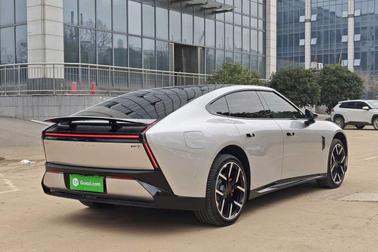 Used XPeng P7 2025 Model—702 Long Range Ultra Exterior 5