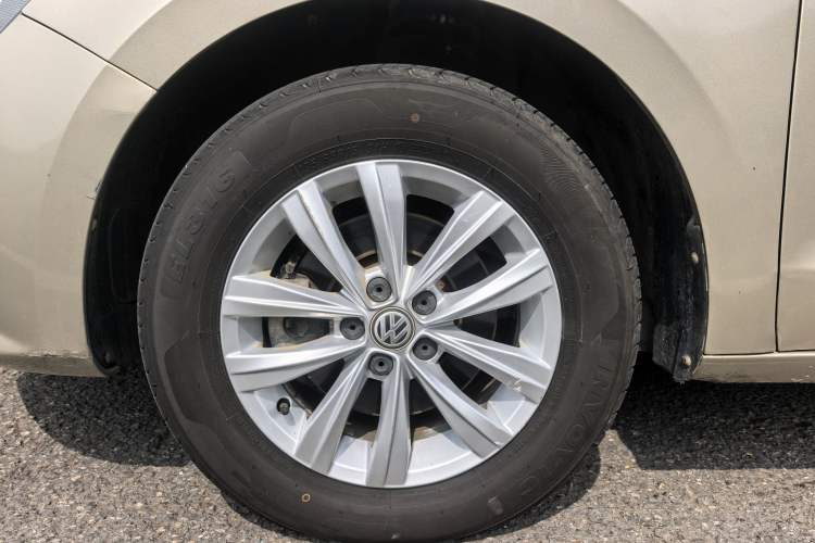 Used Volkswagen Bora 2018 1.5L Automatic Fashion Model Exterior 6