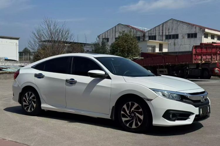 Used Honda Civic 2016 220TURBO CVT Luxury Edition Exterior 6