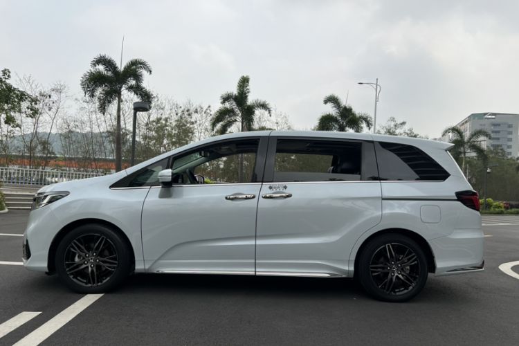 Used Honda Odyssey 2022 2.0L eHEV Sharp Supreme Edition
