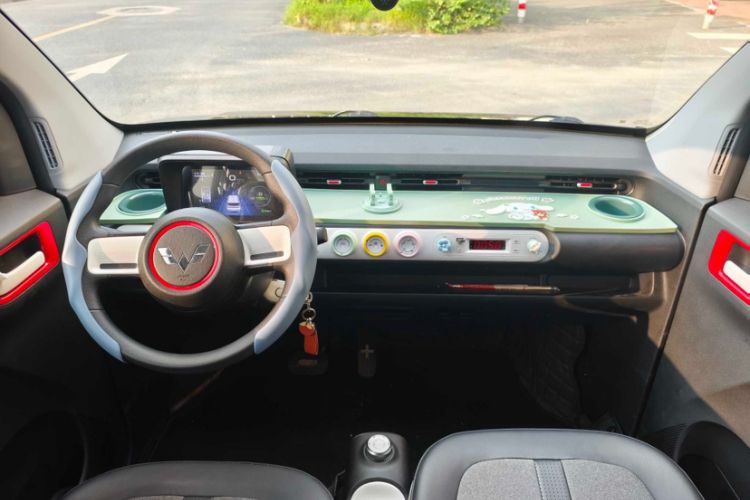 Used Wuling Hongguang MINIEV 2022 GAMEBOY 300km Enthusiast Model with Lithium Iron Phosphate